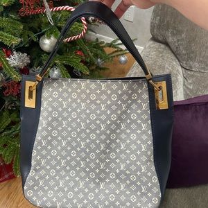 🌻Louis Vuitton monogram Idylle Rendez. Looks new!